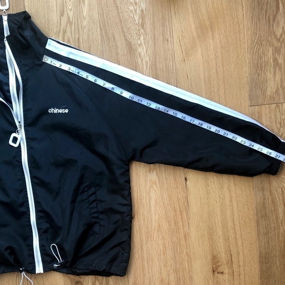 SALE ⬇️ NWOT JACKET BLACK  AND WHITE windbreaker - Picture 5 of 8